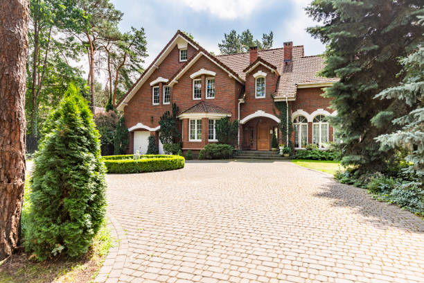 Best Driveway Pavers Near Me  in Centrevle, IL