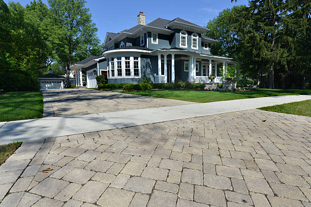 Best Affordable Driveway Pavers  in Centrevle, IL